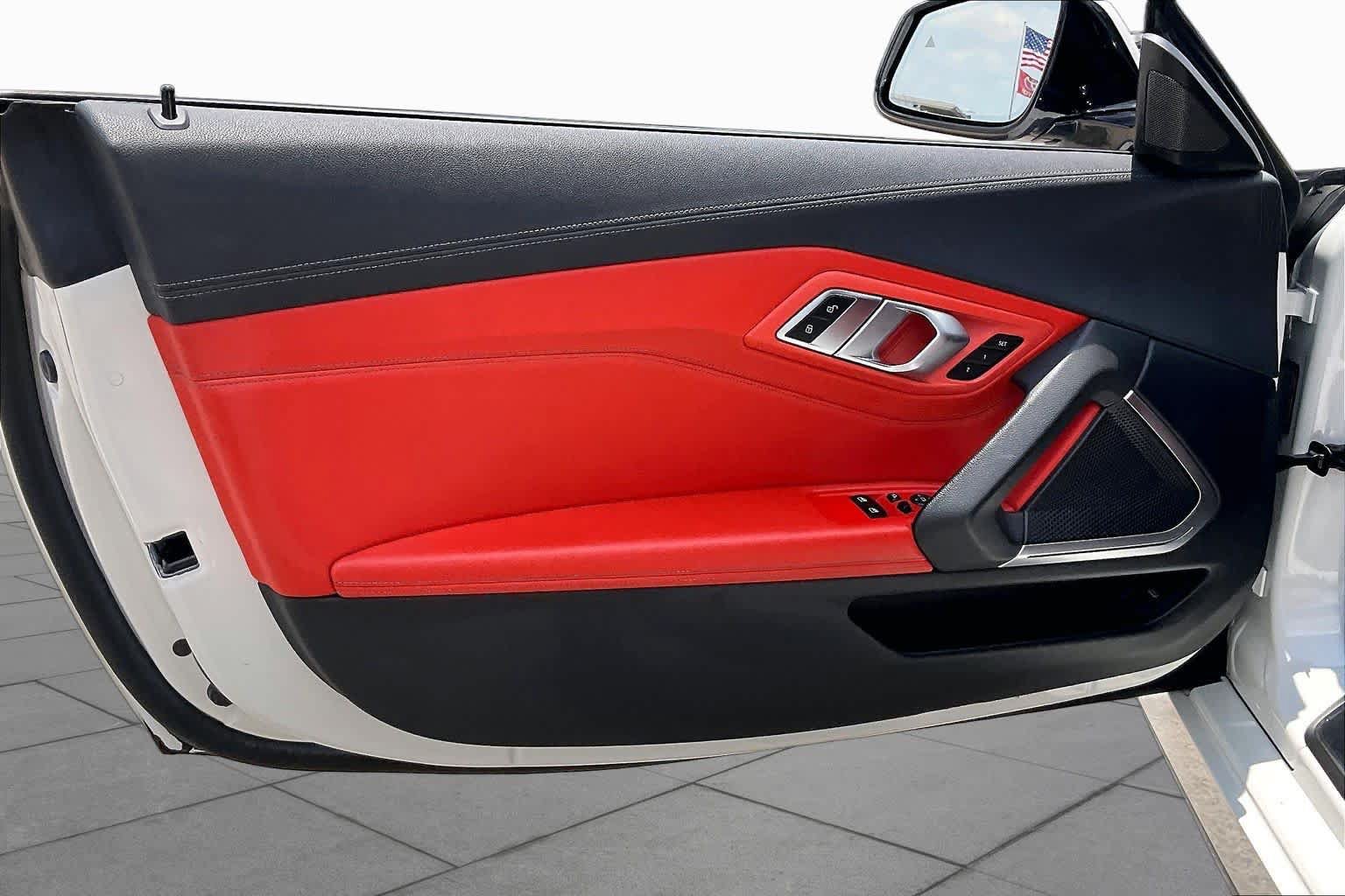 Used 2021 BMW Z4 sDrive30i w/ Premium Package RWD image 19