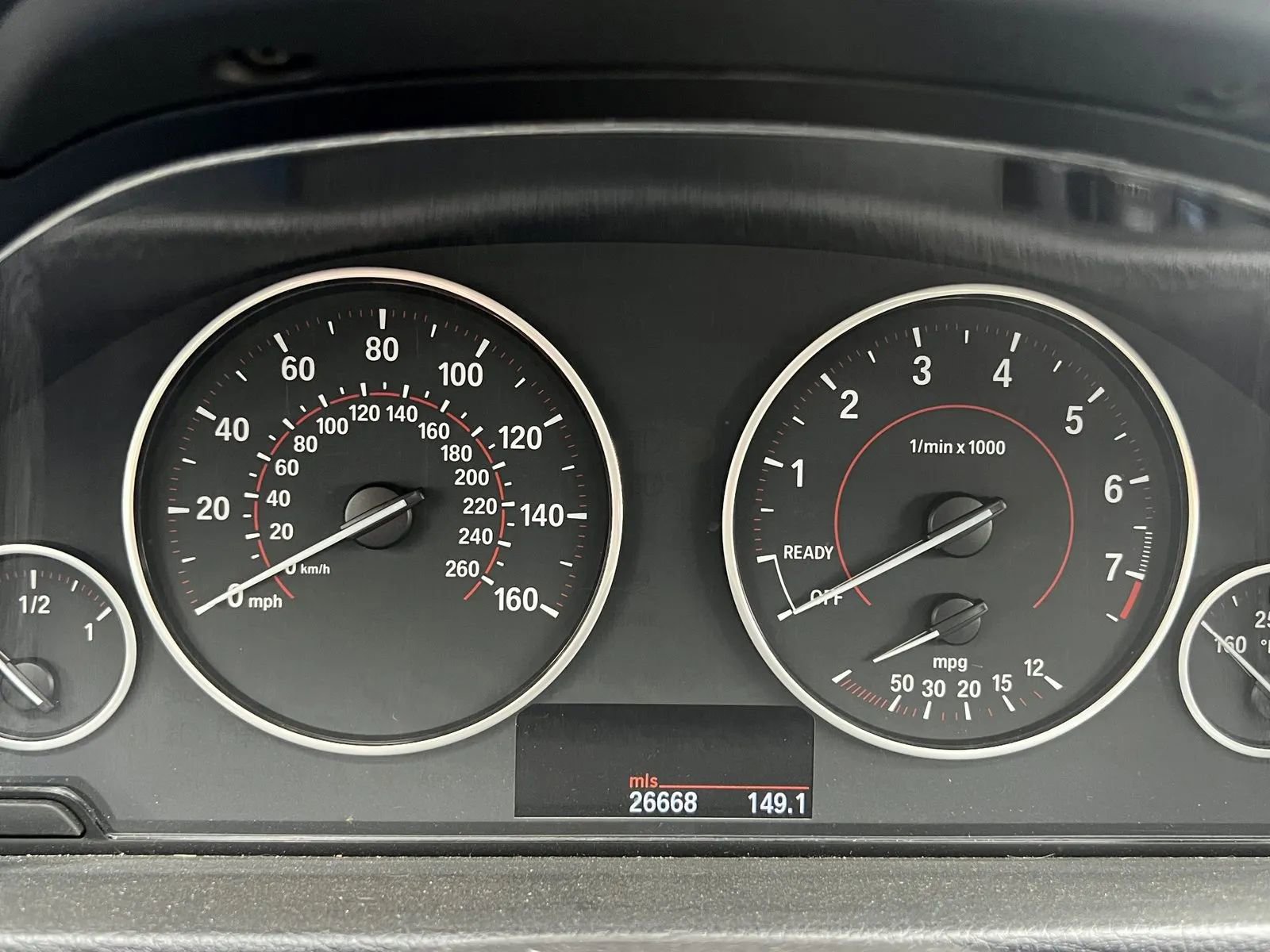 Used 2013 BMW 328i xDrive Sedan AWD/4WD image 11