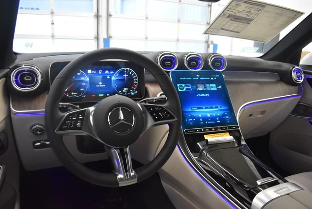 New 2027 Mercedes-Benz GLC 350e 4MATIC image 23
