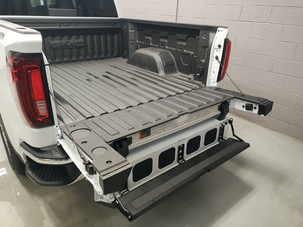 New 2026 GMC Sierra 1500 SLT w/ SLT Premium Plus Package image 22