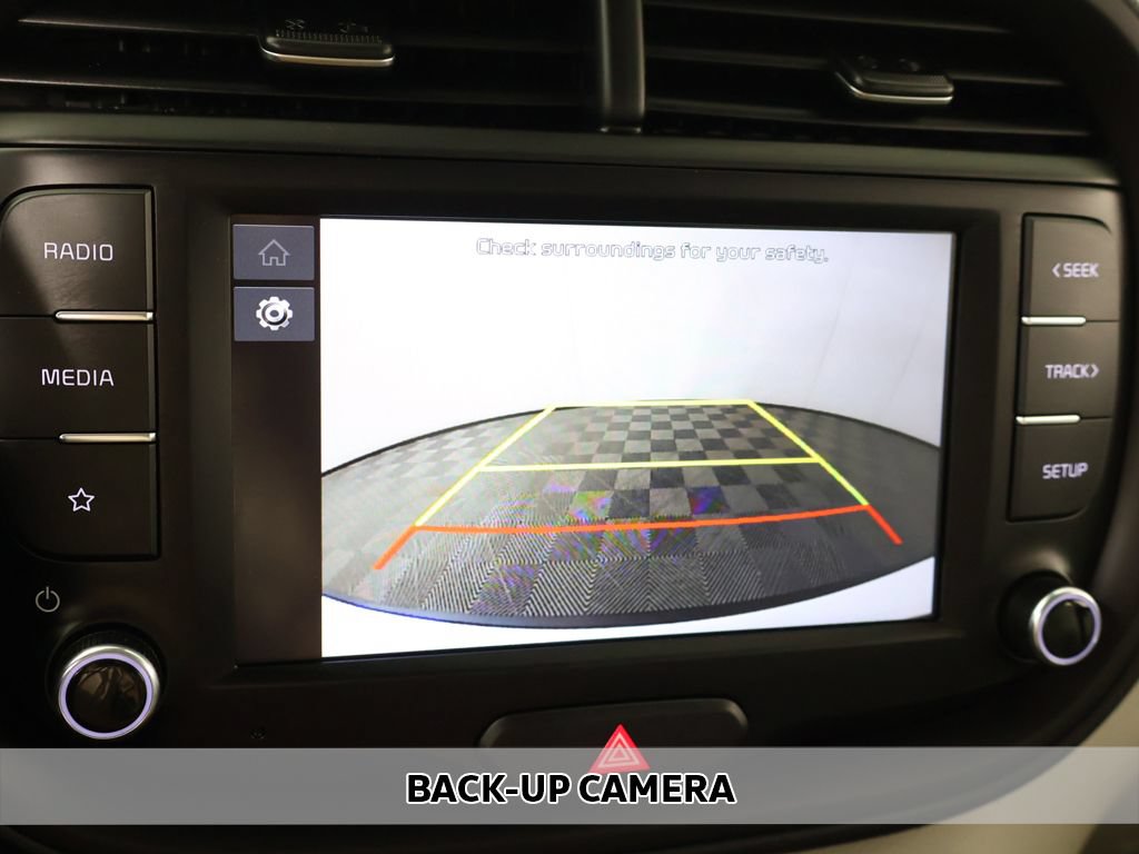Certified 2023 Kia Soul LX w/ LX Technology Package FWD image 5