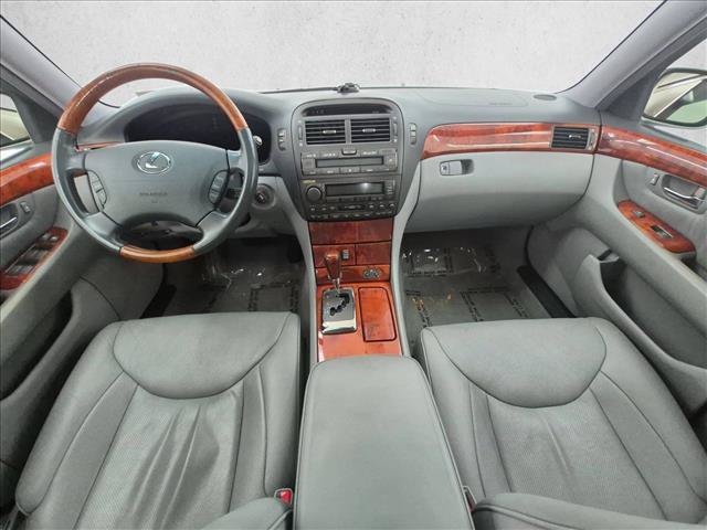 Used 2005 Lexus LS 430 RWD image 18