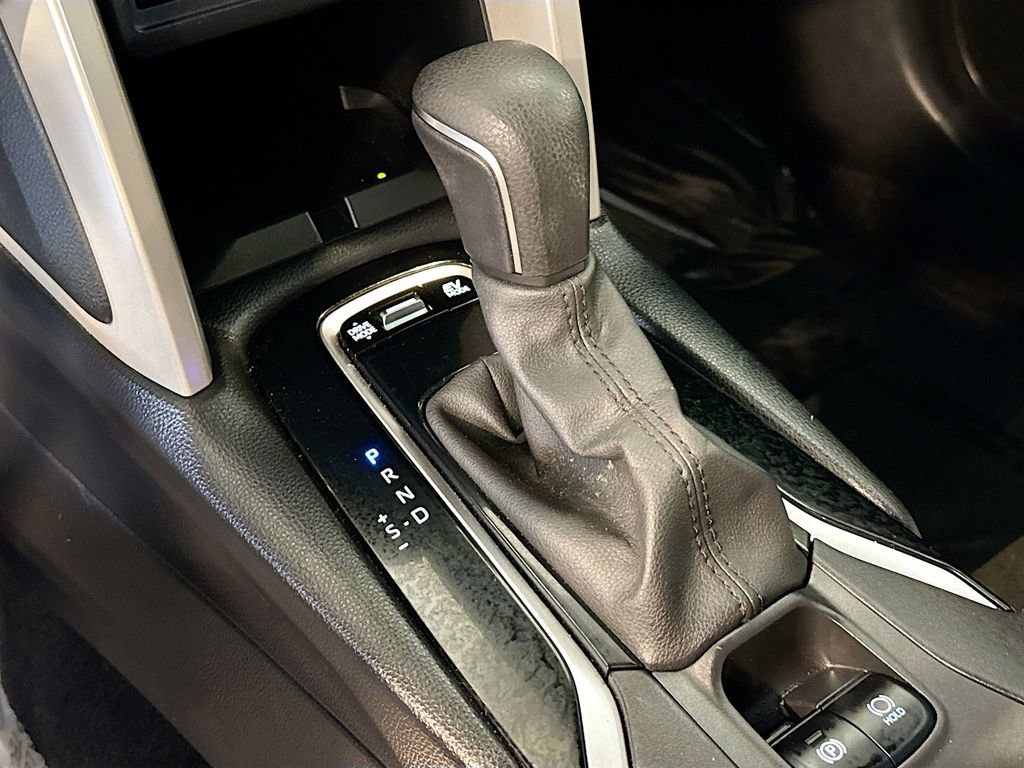 Used 2024 Toyota Corolla Cross SE image 14