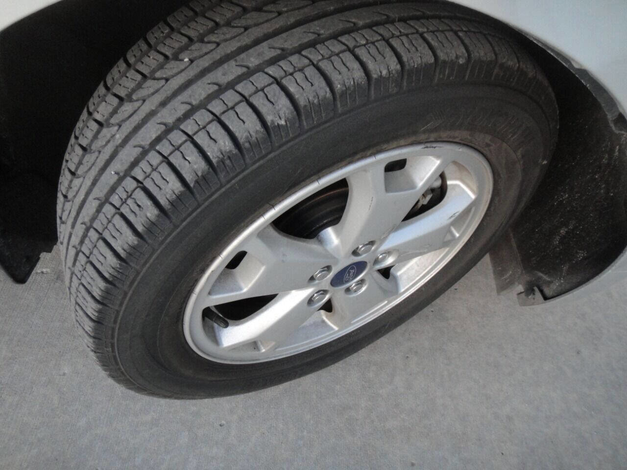 Used 2015 Ford Transit Connect XLT image 22