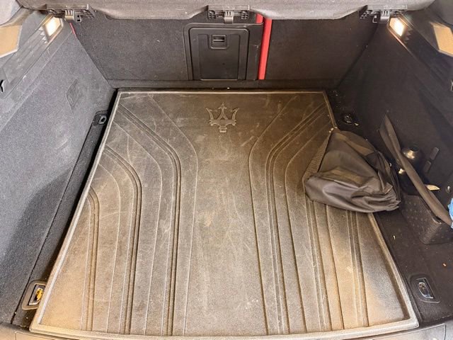 Used 2022 Maserati Levante GT image 9