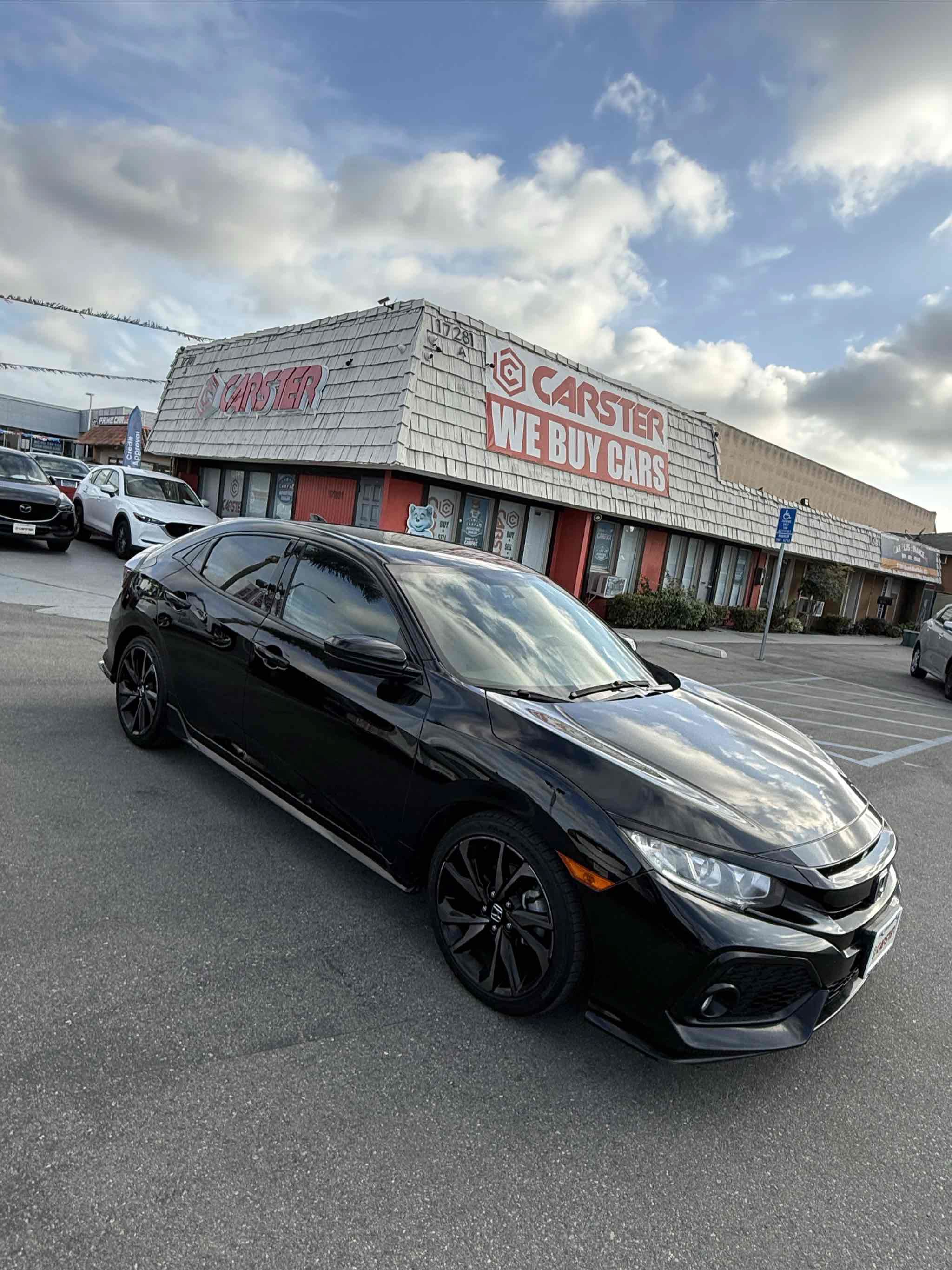 Used 2018 Honda Civic Sport image 2