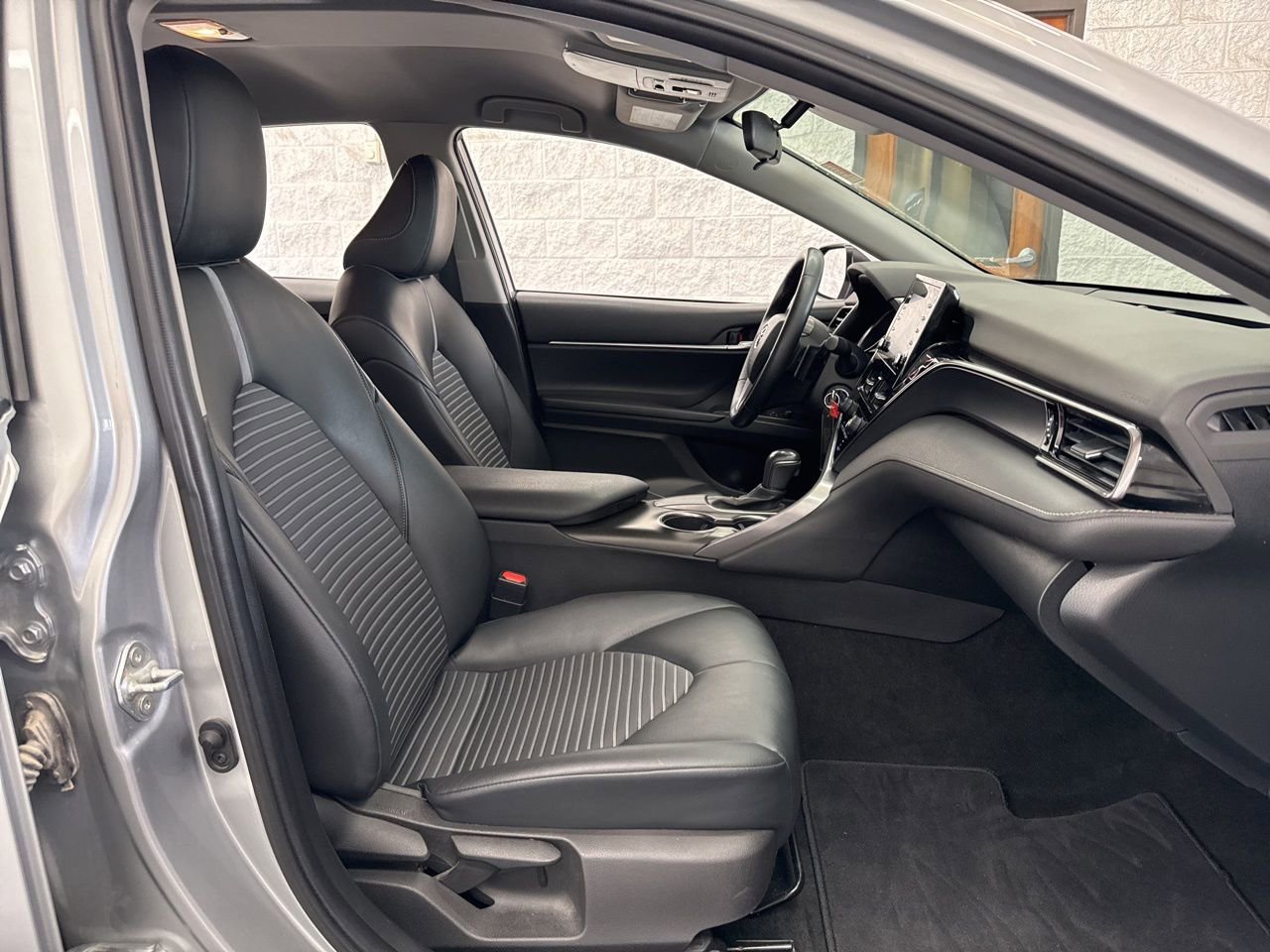 Used 2021 Toyota Camry SE FWD image 47