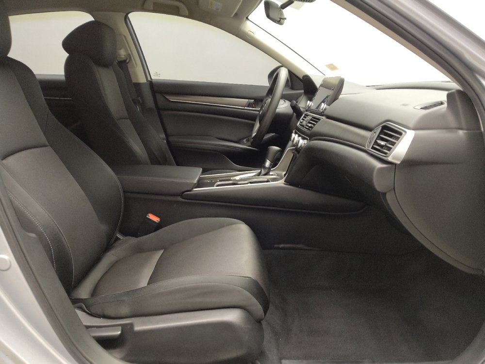 Used 2019 Honda Accord LX image 19