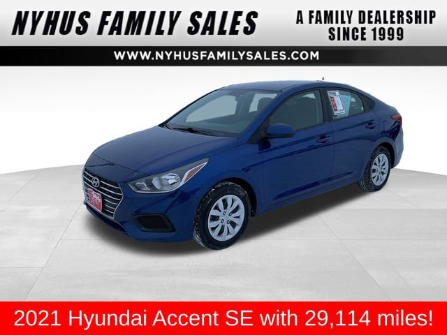 Used 2021 Hyundai Accent SE image 1