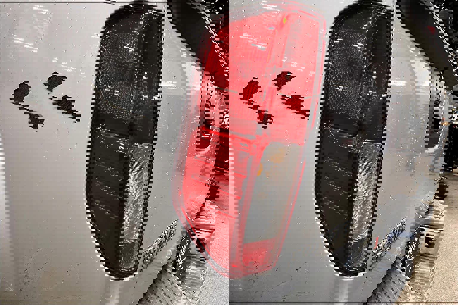 Used 2013 Nissan Frontier SV image 28