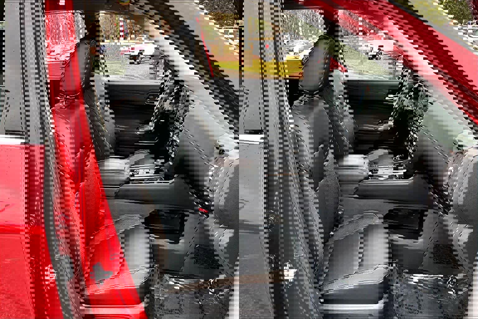 Used 2022 Nissan Pathfinder SL w/ Lighting Package (N92) image 8