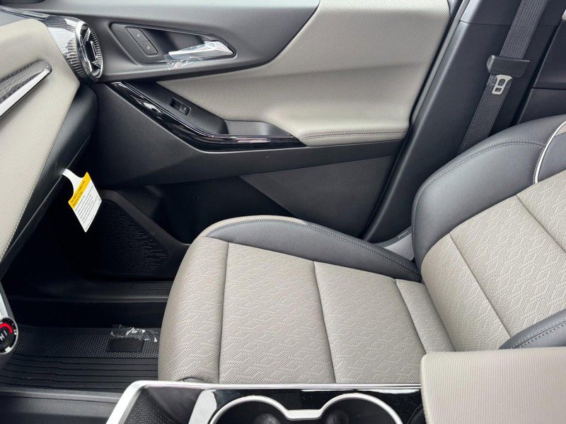 New 2026 Chevrolet Equinox LT w/ Convenience Package II image 33