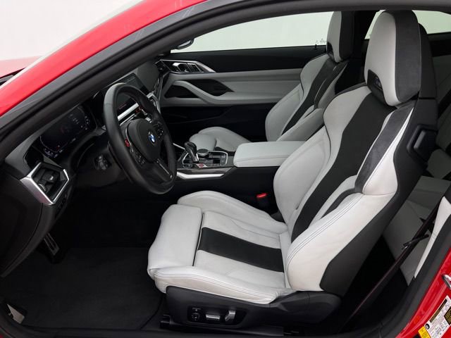 Used 2021 BMW M4 Competition w/ Executive Package RWD image 12
