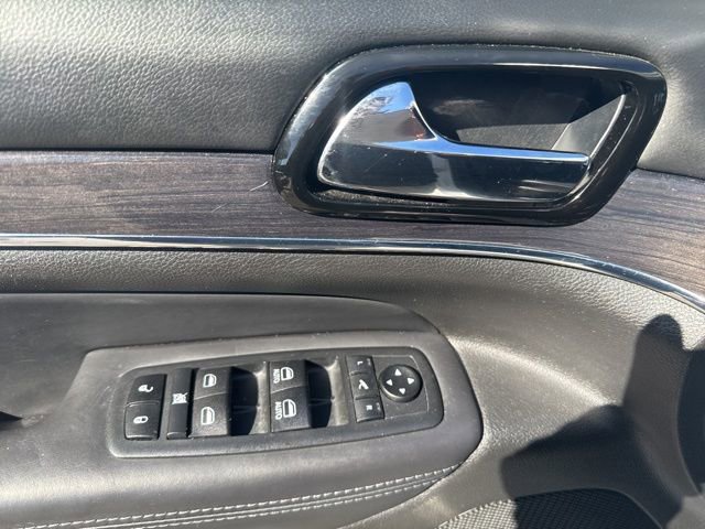 Used 2020 Jeep Grand Cherokee Overland image 11