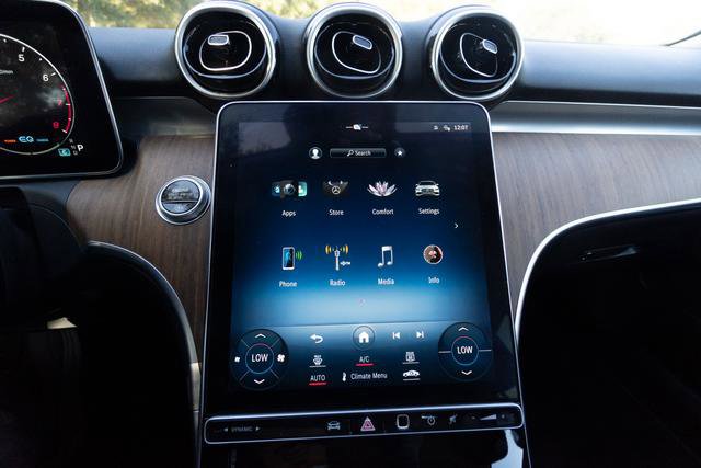 Used 2022 Mercedes-Benz C 300 Sedan image 21