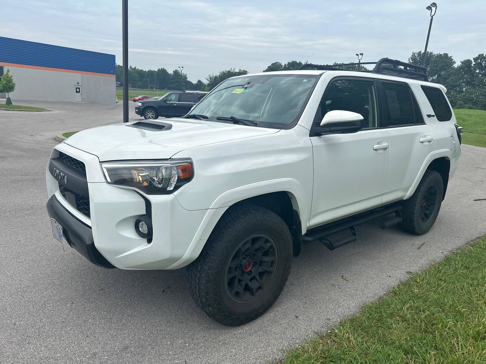 Used 2022 Toyota 4Runner TRD Pro AWD/4WD image 3