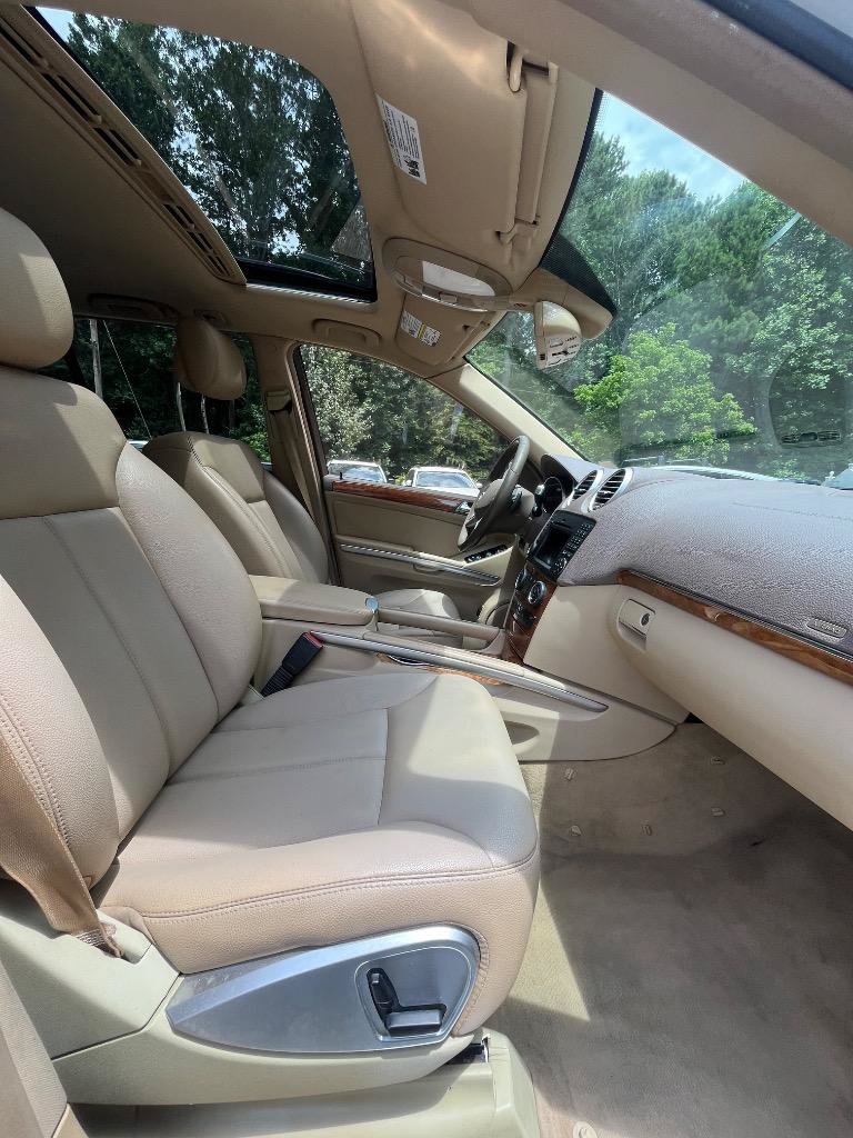 Used 2009 Mercedes-Benz GL 450 4MATIC image 30