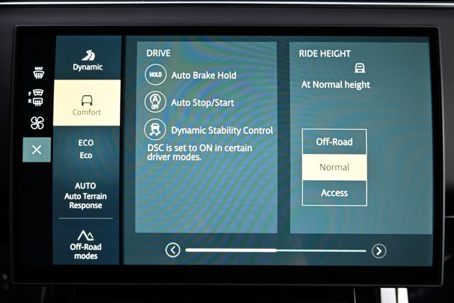 Used 2025 Land Rover Range Rover Sport SE AWD/4WD image 84