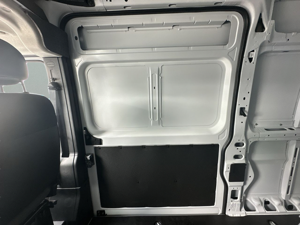 New 2026 RAM ProMaster 2500 w/ Convenience Group FWD image 31