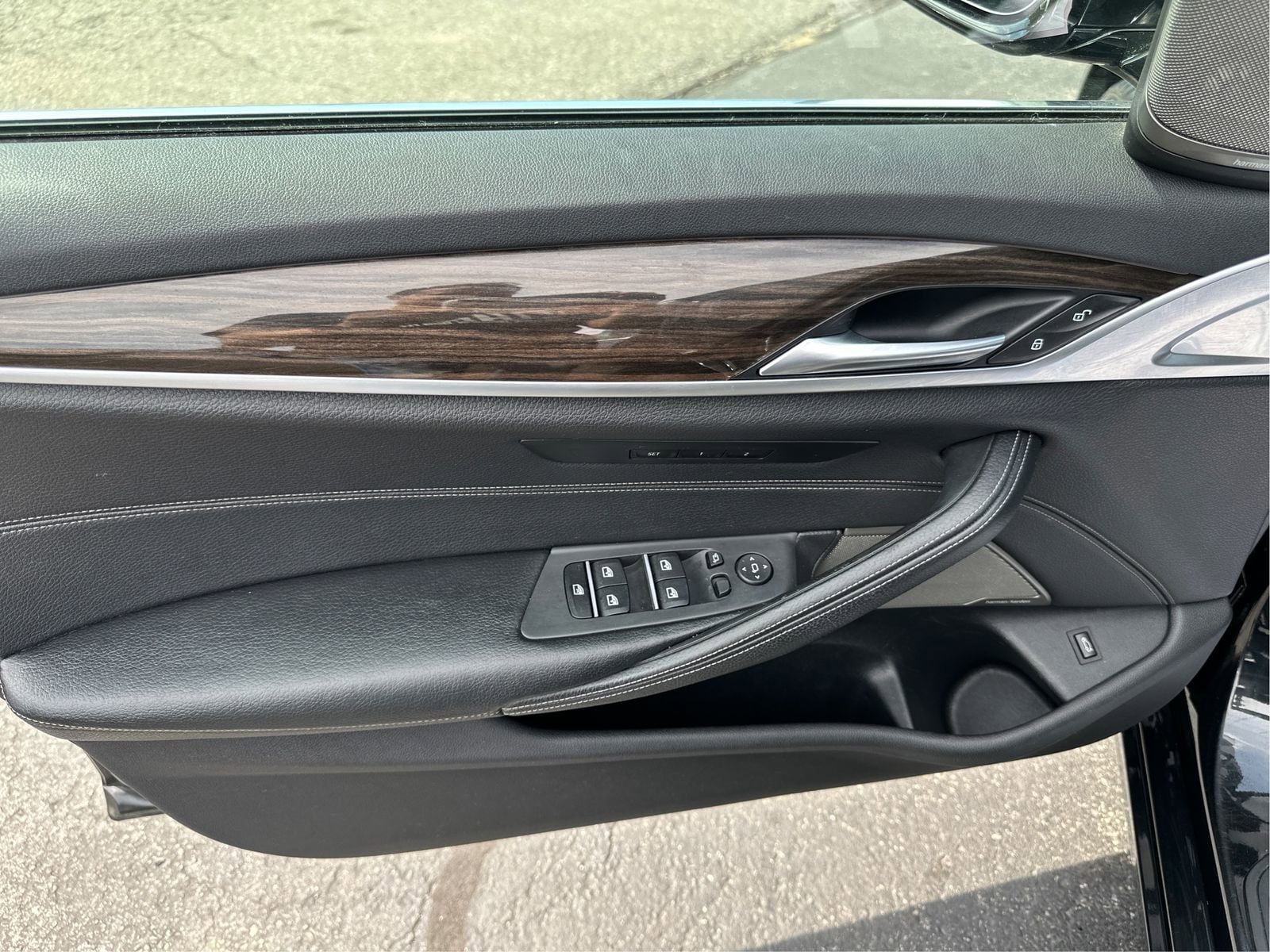 Used 2017 BMW 540i xDrive AWD/4WD image 20
