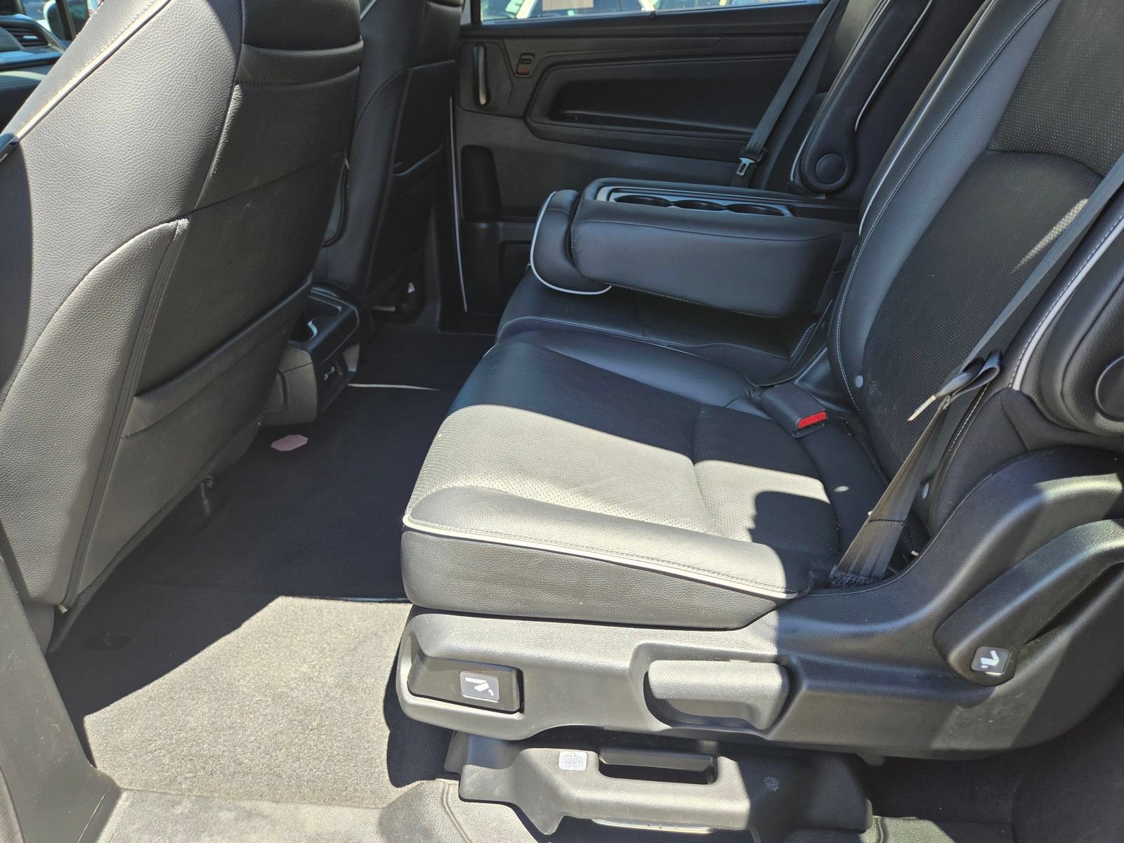 Used 2023 Honda Odyssey Elite image 16