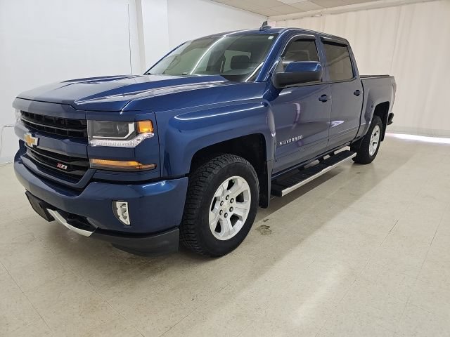 Used 2017 Chevrolet Silverado 1500 LT w/ All Star Edition AWD/4WD image 27