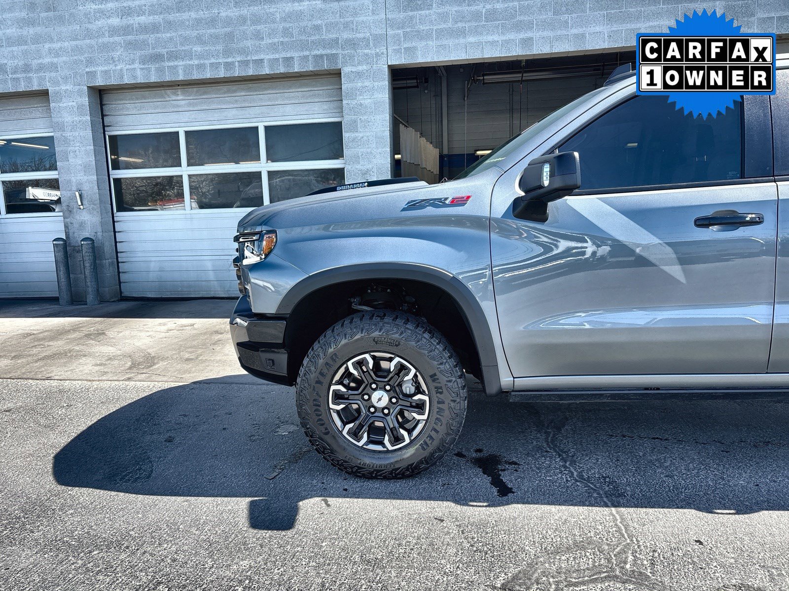 Used 2024 Chevrolet Silverado 1500 ZR2 w/ Technology Package image 11