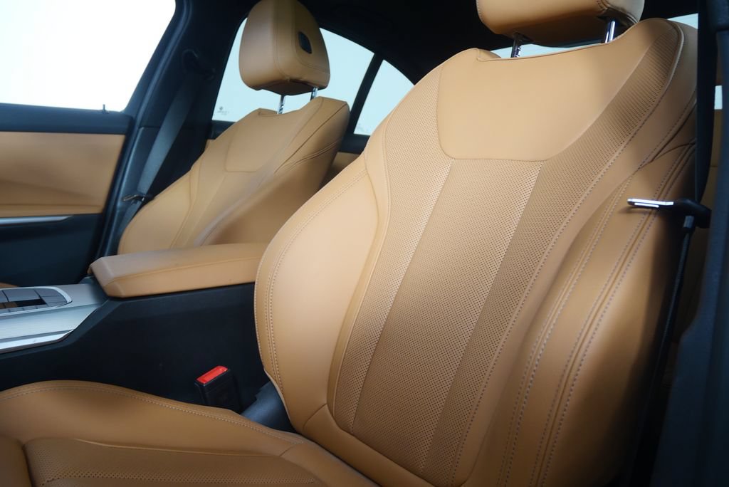 Certified 2024 BMW M340i xDrive AWD/4WD image 10
