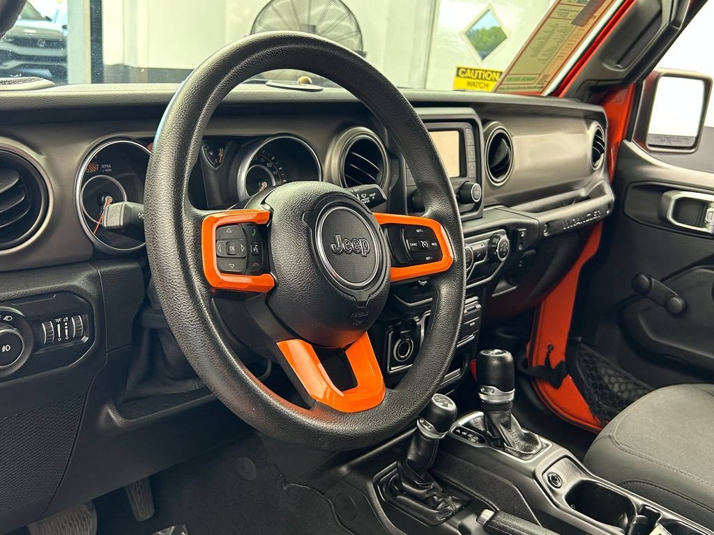 Used 2018 Jeep Wrangler Unlimited Sport AWD/4WD image 38