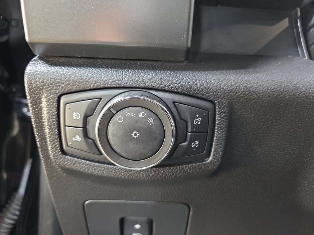 Used 2017 Ford F150 XLT w/ Equipment Group 302A Luxury image 24