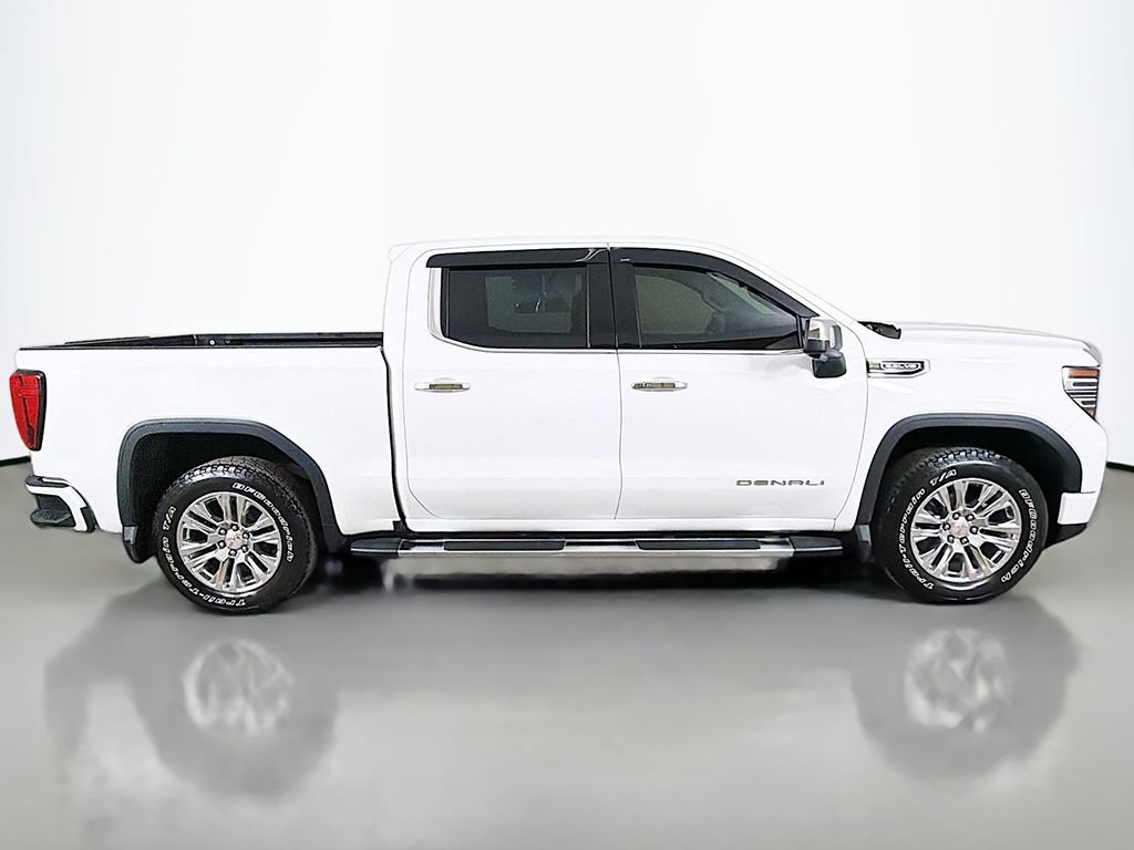 Used 2022 GMC Sierra 1500 Denali AWD/4WD image 19