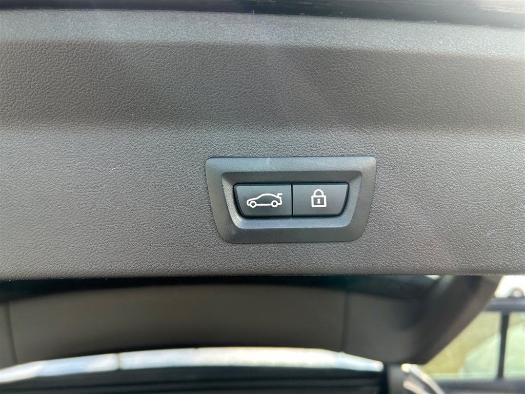 Used 2019 BMW X3 xDrive30i w/ Convenience Package AWD/4WD image 17
