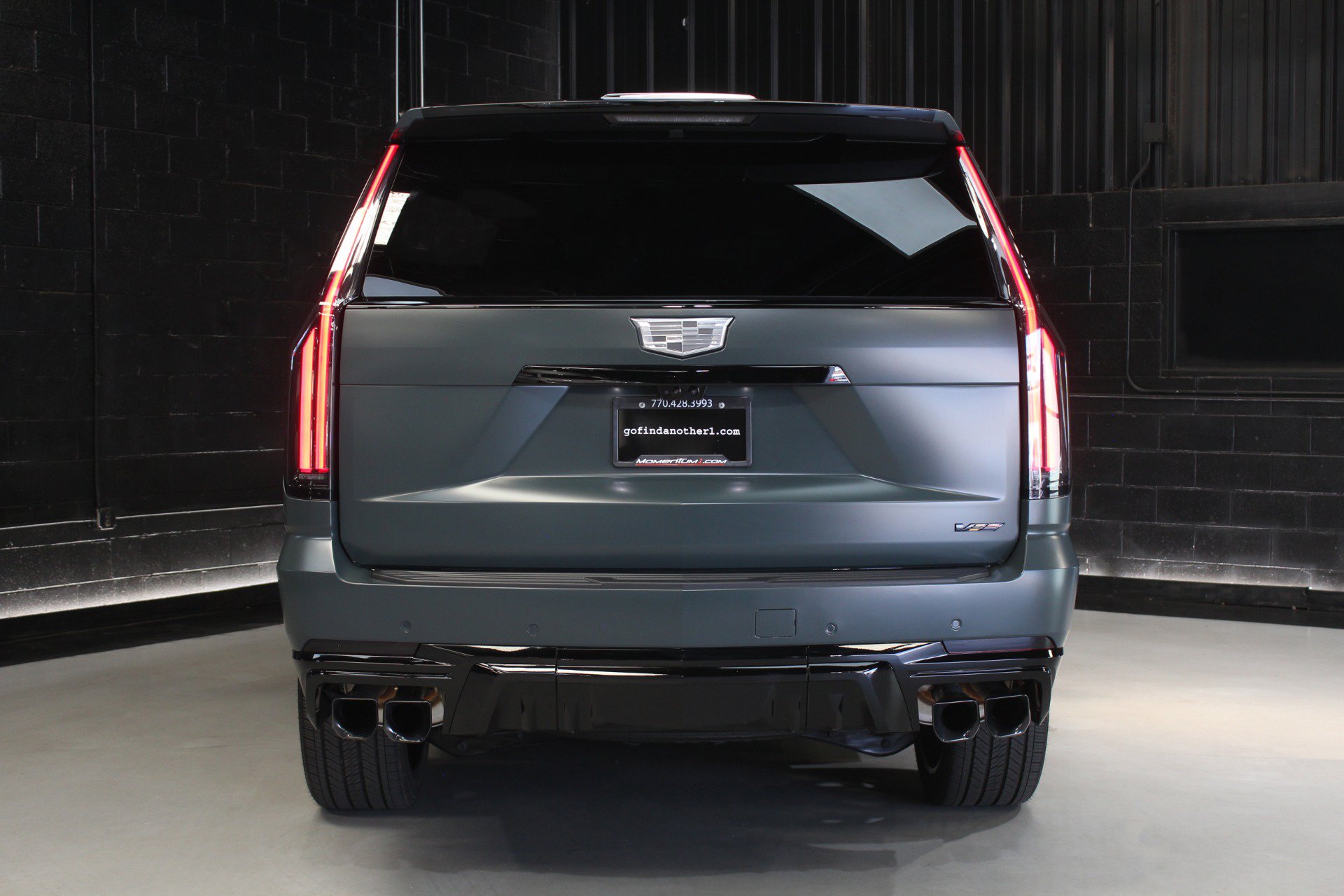 Used 2026 Cadillac Escalade V w/ LPO, ONYX Package AWD/4WD image 16