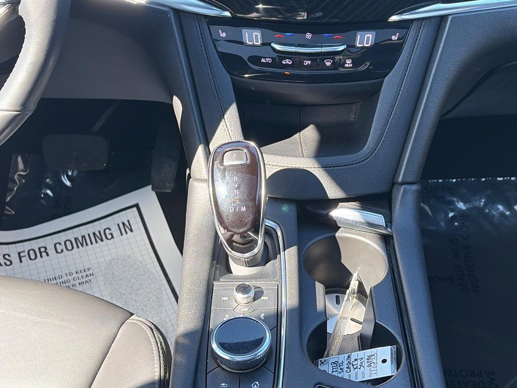 Used 2022 Cadillac XT6 Premium Luxury FWD image 15