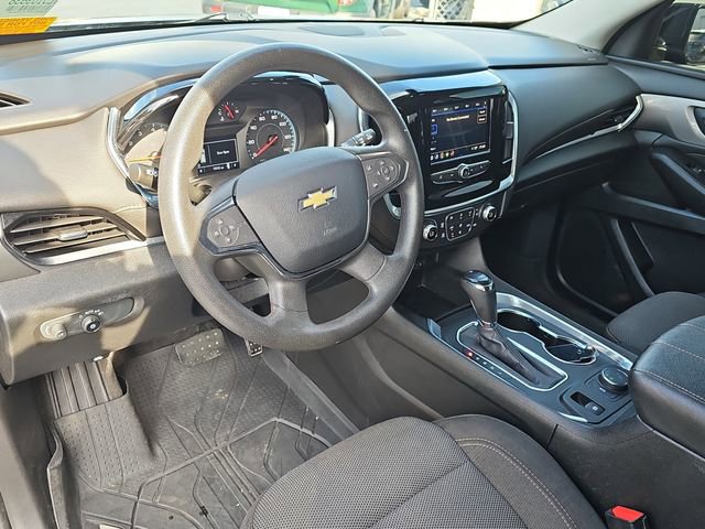 Used 2020 Chevrolet Traverse LS image 16
