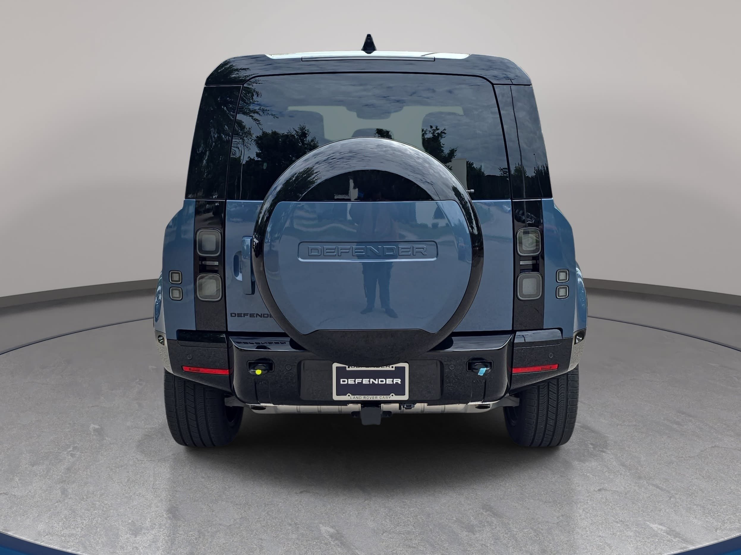 New 2026 Land Rover Defender 110 X-Dynamic SE AWD/4WD image 6