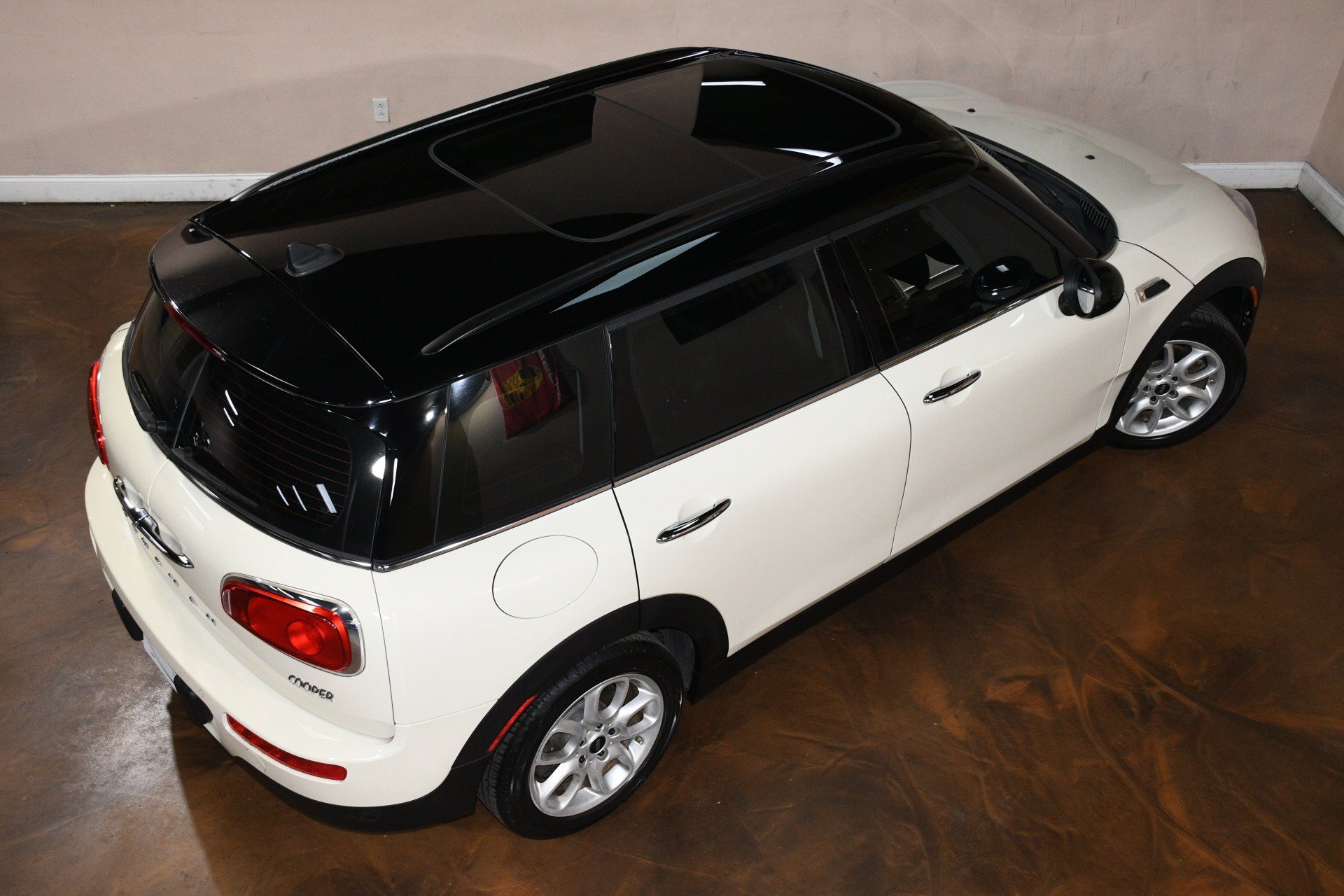 Used 2016 MINI Cooper Clubman FWD image 75
