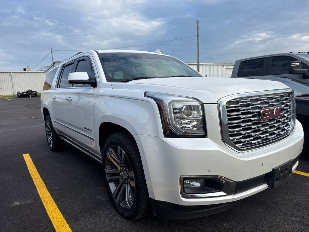 Used 2018 GMC Yukon XL Denali w/ Denali Ultimate Package RWD image 3