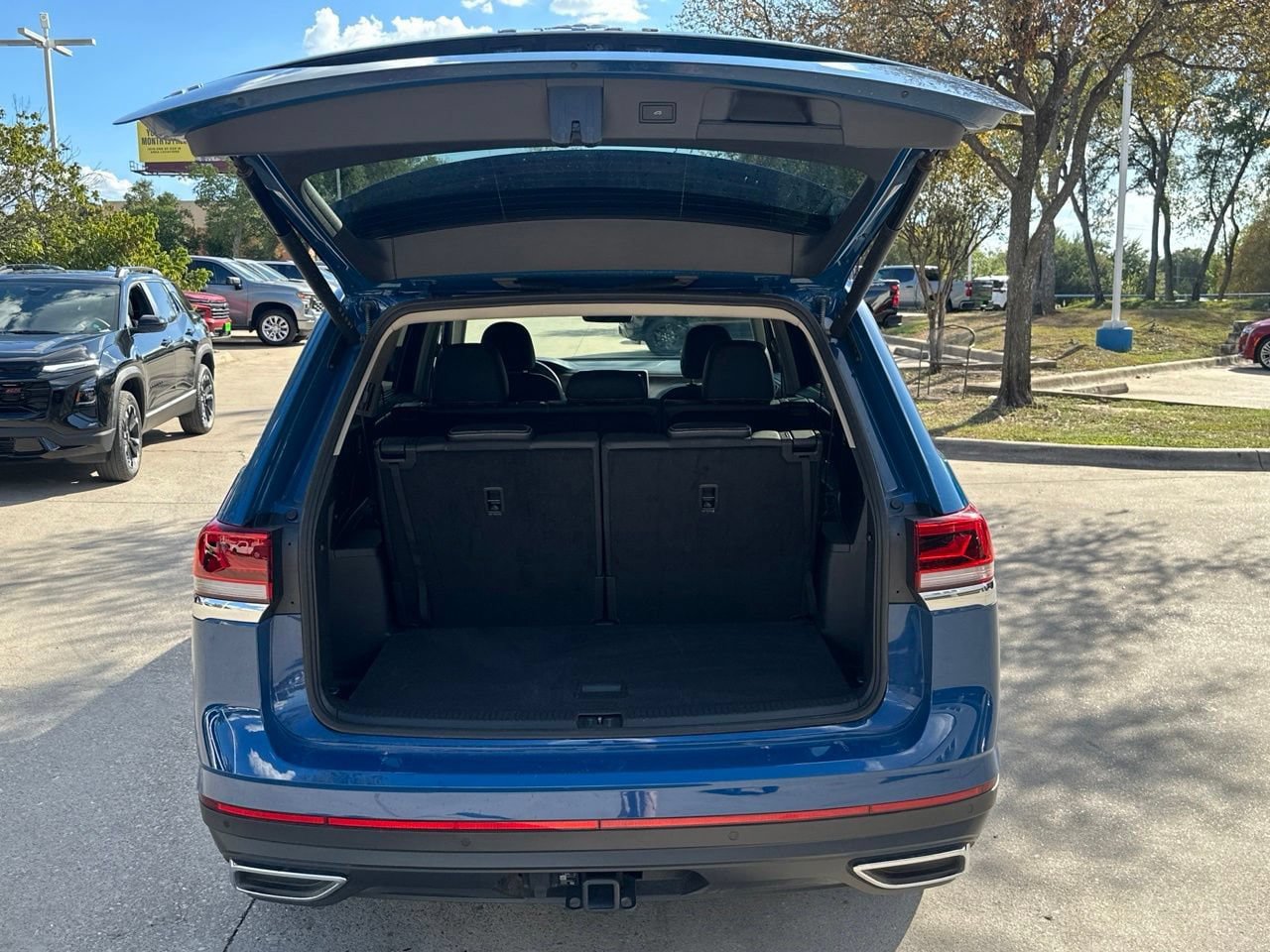 Used 2026 Volkswagen Atlas SE FWD image 26