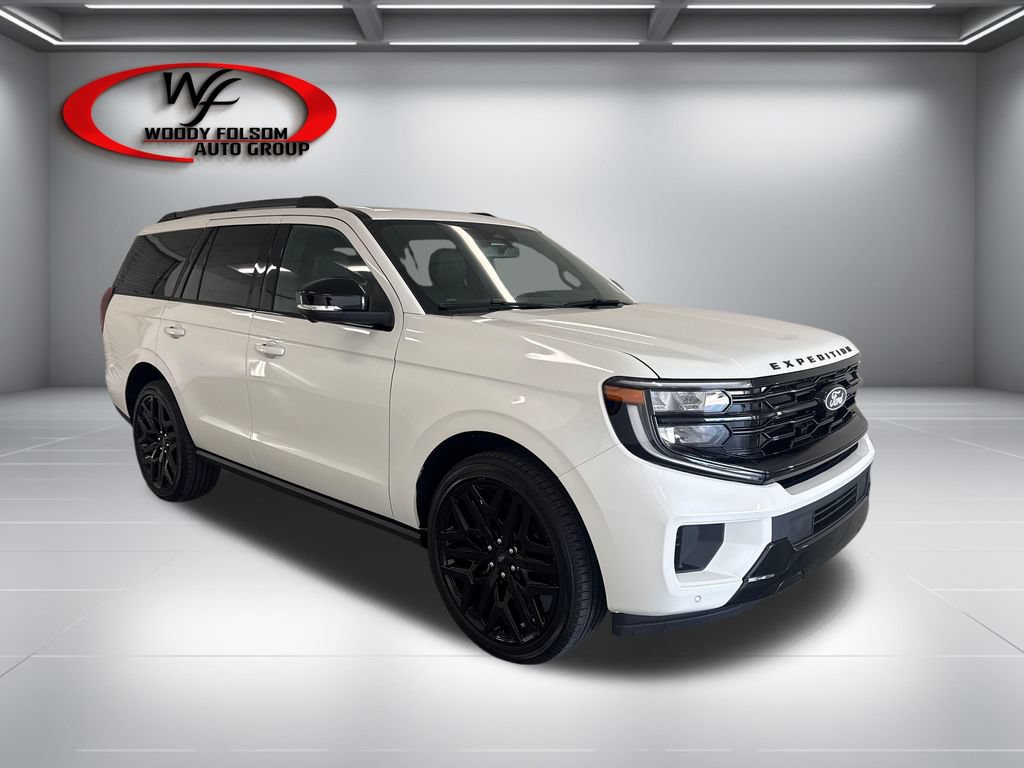 New 2027 Ford Expedition Platinum w/ Stealth Performance Package AWD/4WD image 3