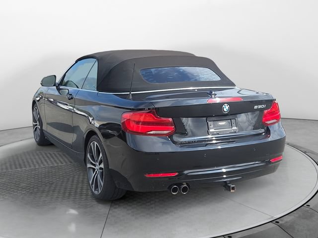 Used 2018 BMW 230i Convertible RWD image 3