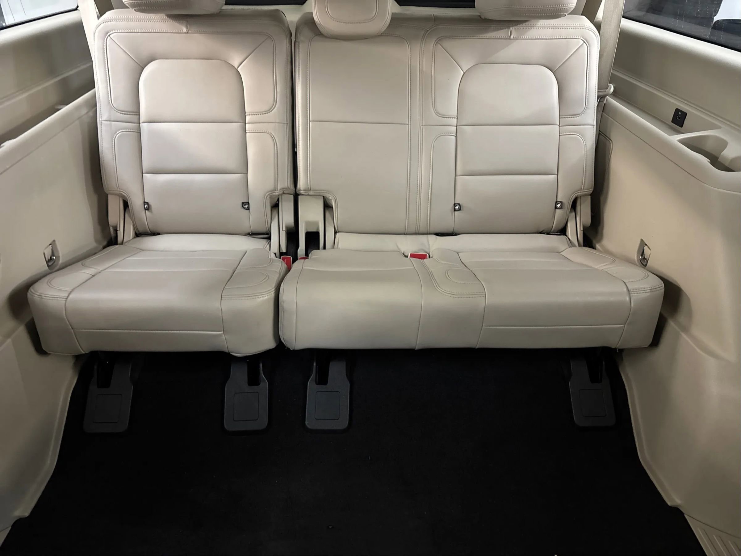 Used 2020 Lincoln Navigator L Reserve w/ Equipment Group 201A Reserve image 44