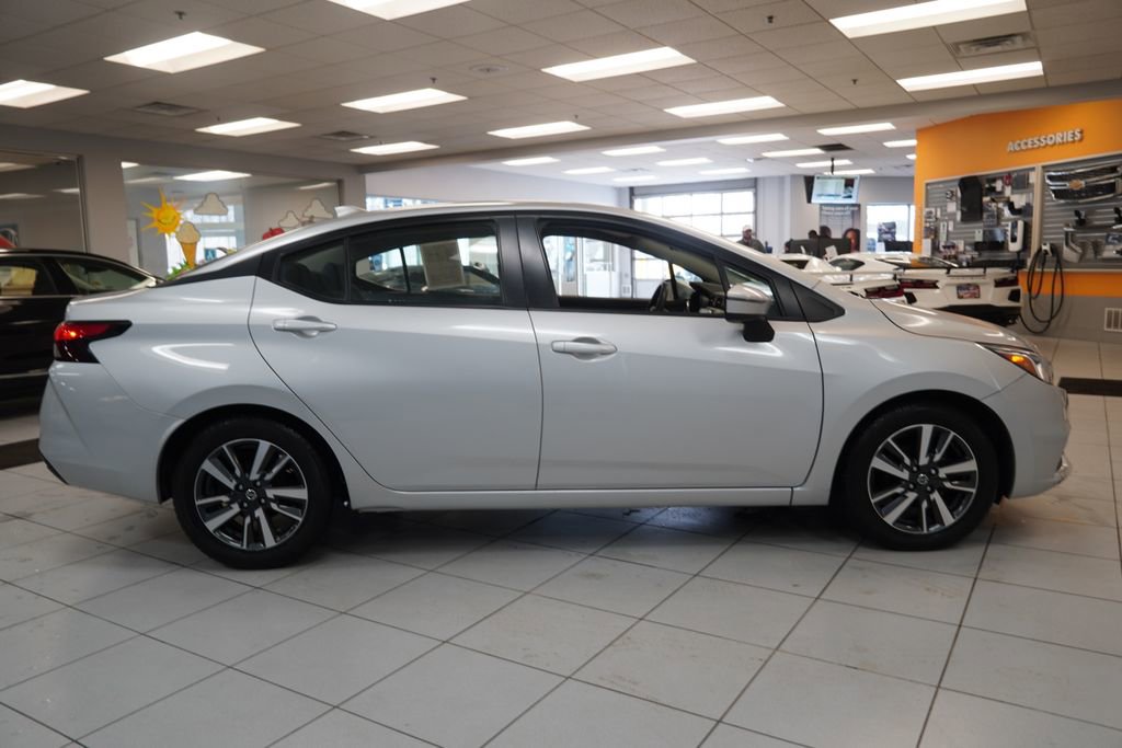 Used 2021 Nissan Versa SV image 14
