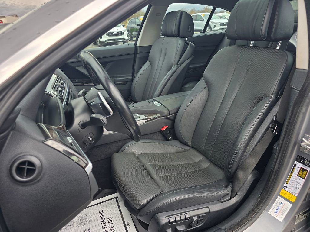 Used 2013 BMW 640i Gran Coupe image 16