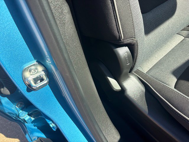 Used 2025 Chevrolet TrailBlazer LT AWD/4WD image 46