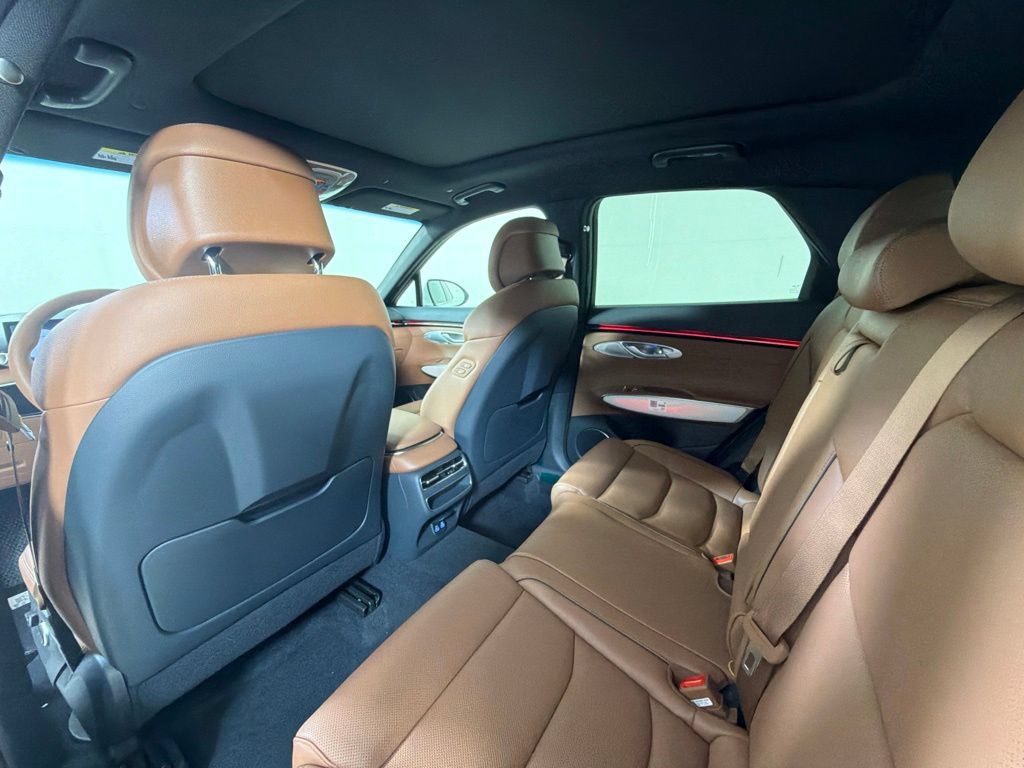 New 2027 Genesis GV70 2.5T Advanced AWD/4WD image 29