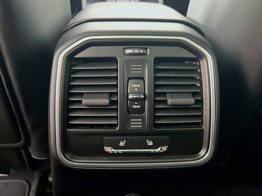 Certified 2023 Porsche Macan S image 27