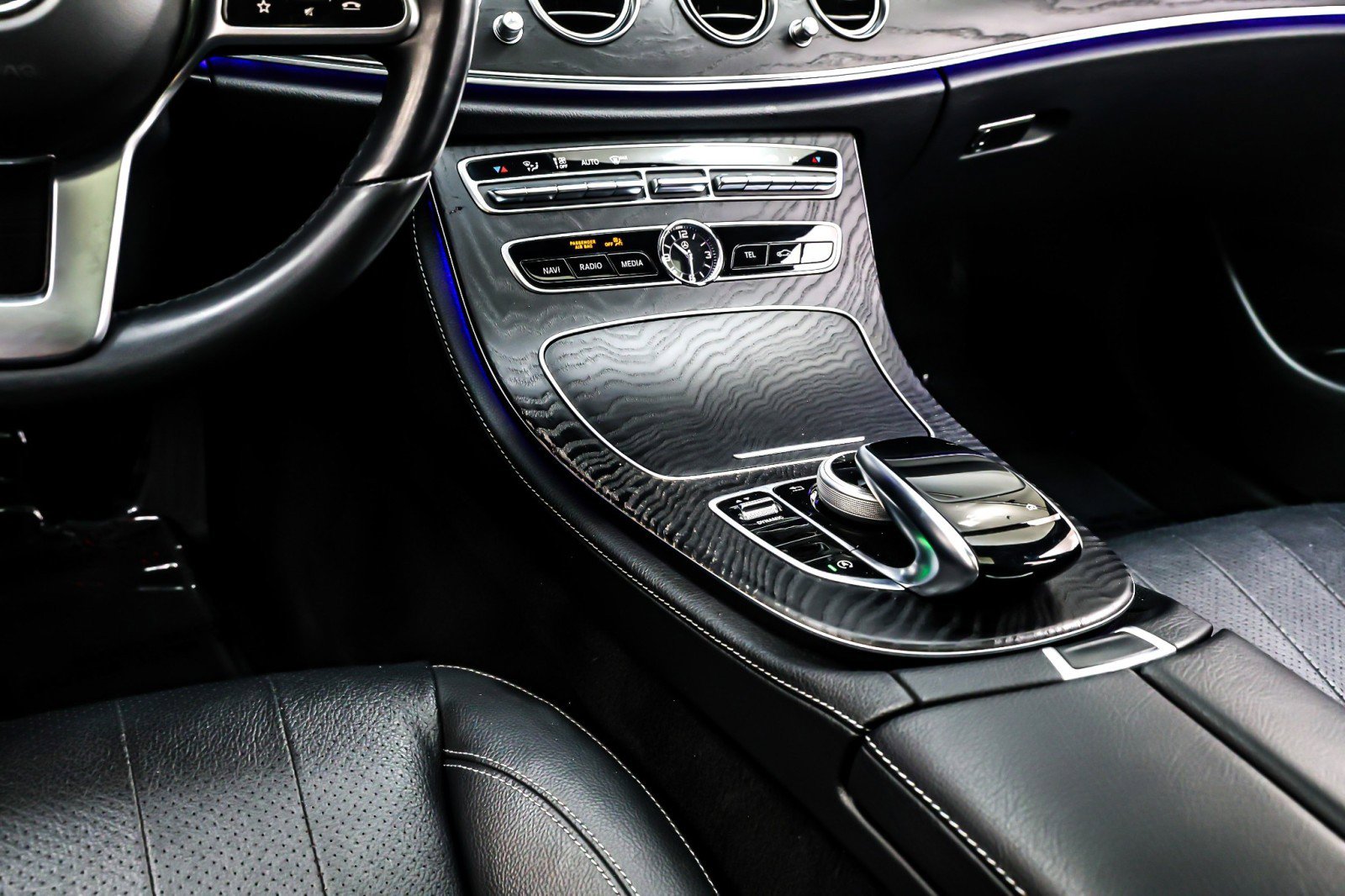 Used 2020 Mercedes-Benz E 350 Sedan image 7