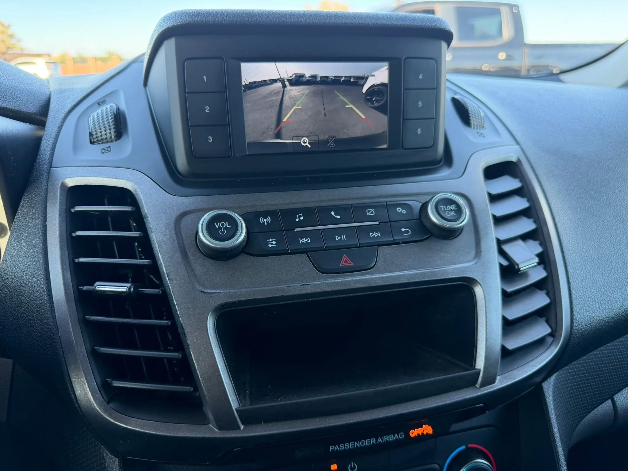 Used 2019 Ford Transit Connect XL FWD image 21