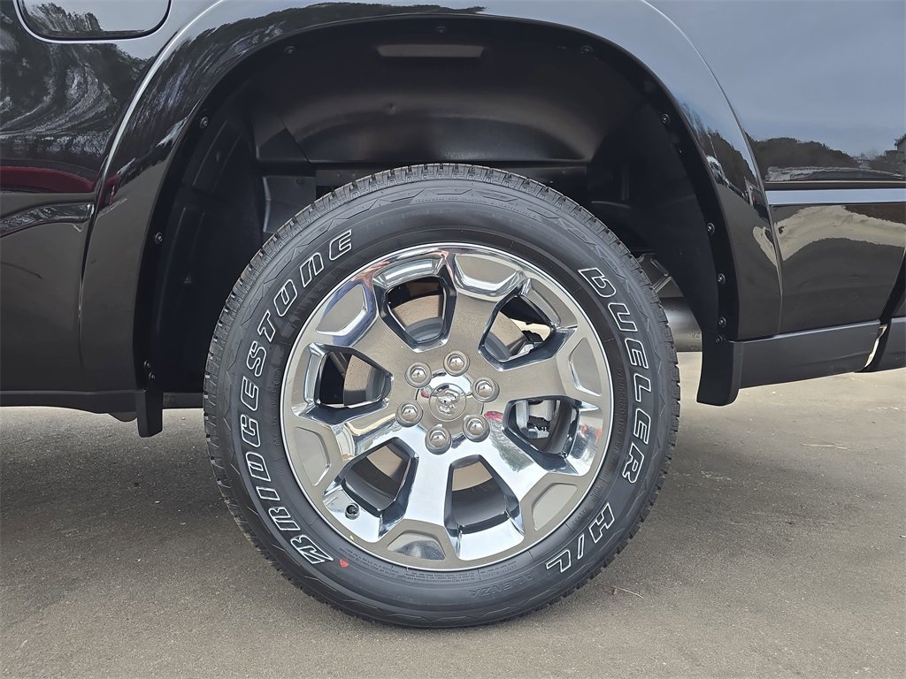 New 2026 RAM 1500 4x4 Crew Cab image 31